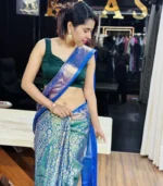 Royal Blue & Emerald Green Kanchipuram Silk Saree - Image 5